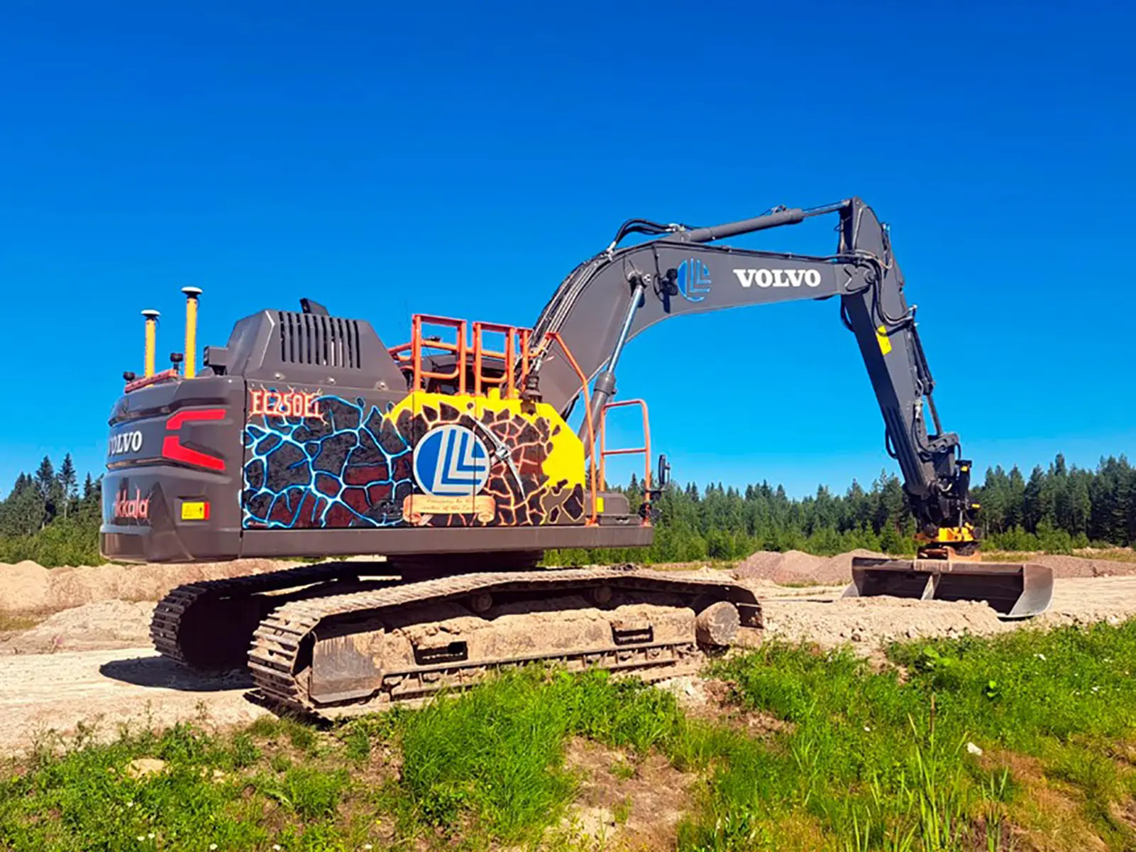 Laurikkalan iso kaivinkone